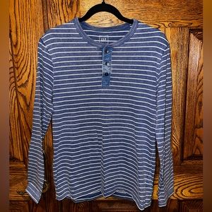 Gap Henley - men’s size M